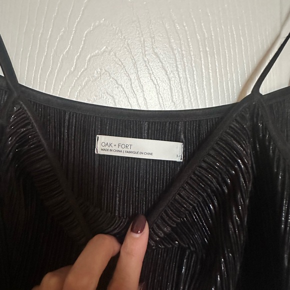 Oak + Fort Long Tank - Picture 2 of 3